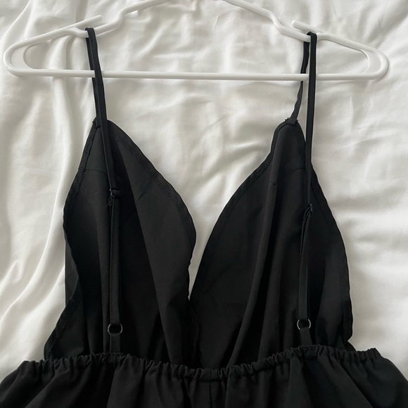 Never worn backless spaghetti strap romper - Picture 5 of 6